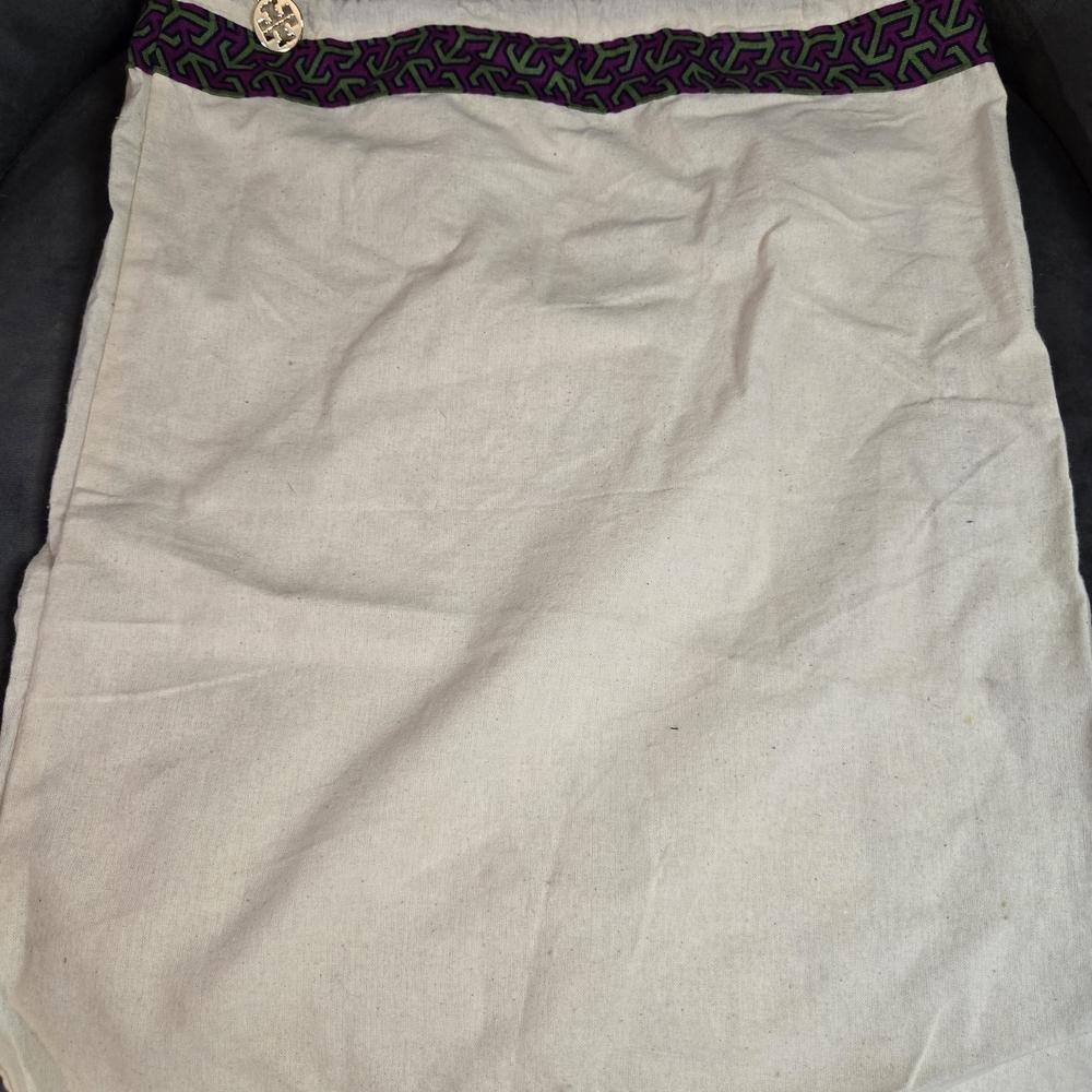 Tory Burch Cream Dust Bag with Elegant Design